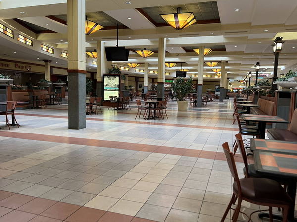 Lansing Mall - Aug 13 2022